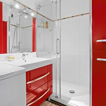 Boulouris Apartment