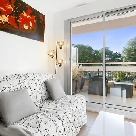 Apartment Boulouris